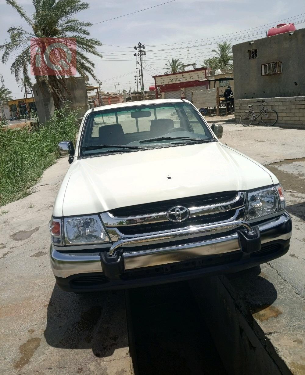 تويوتا هايلوكس
